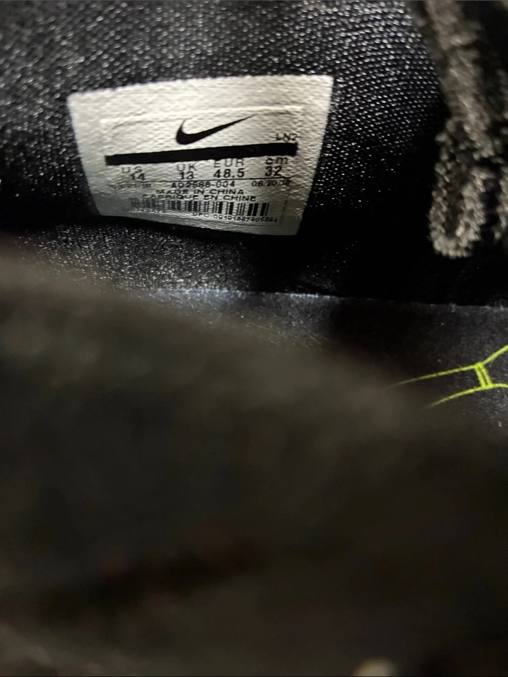 Nike LeBron XVI —I promise - Picture 6 of 8